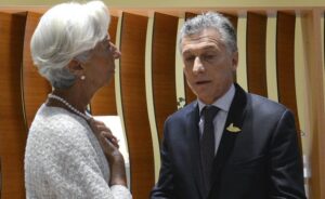 Macri encabeza una oligarquía prebendaria cuya única convicción es tomar deuda externa 01